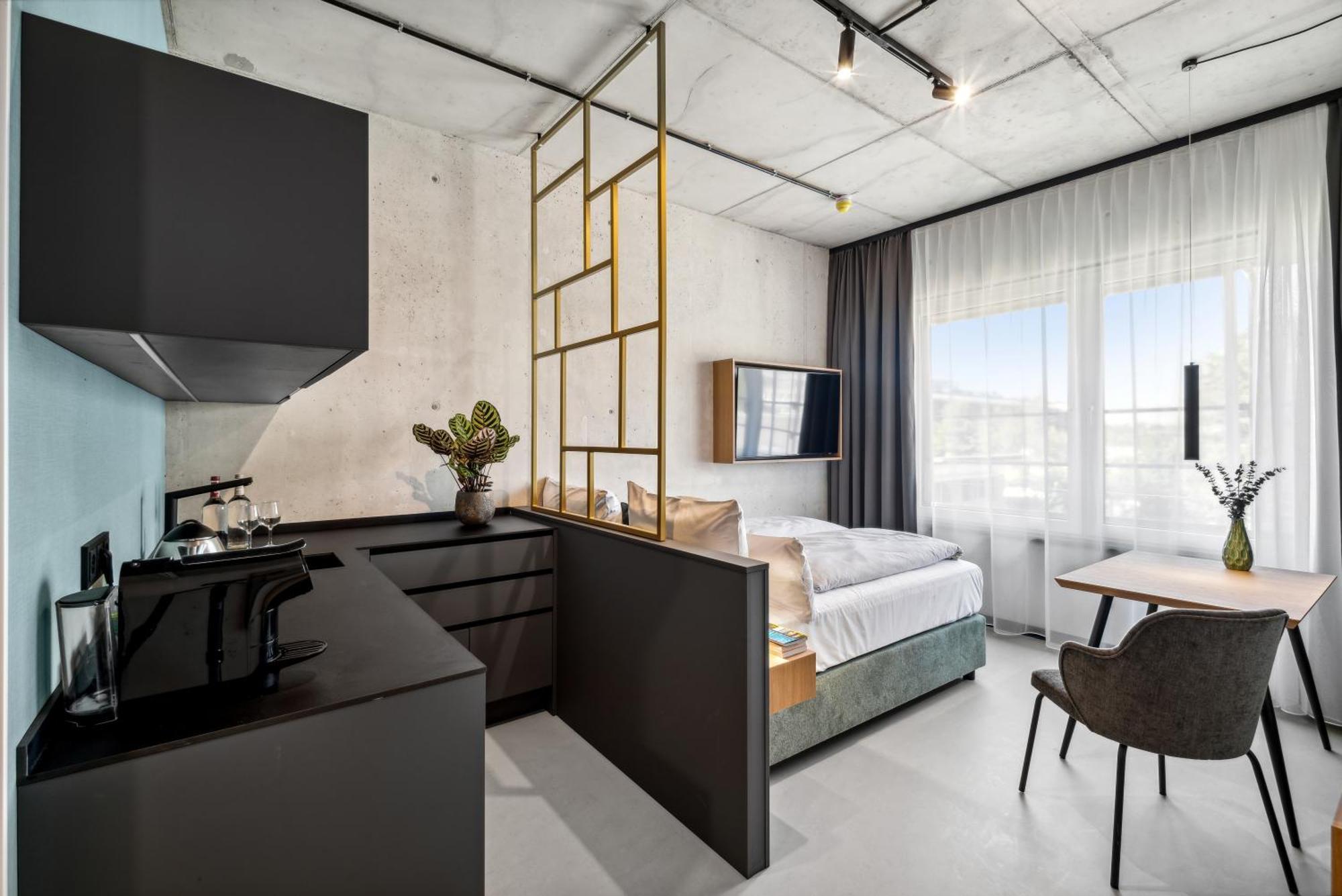 Aparthotel Nena East