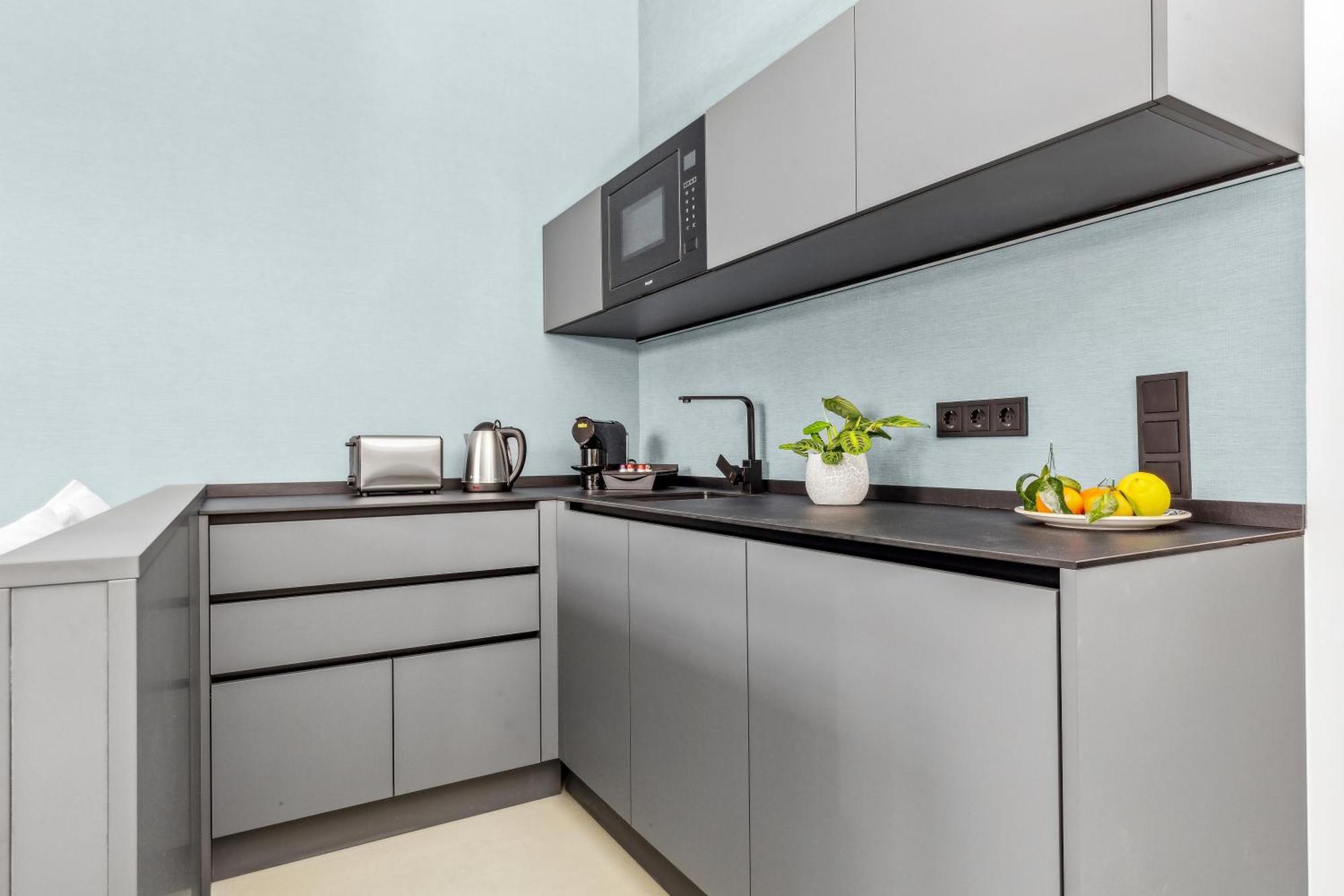 Aparthotel Nena East *